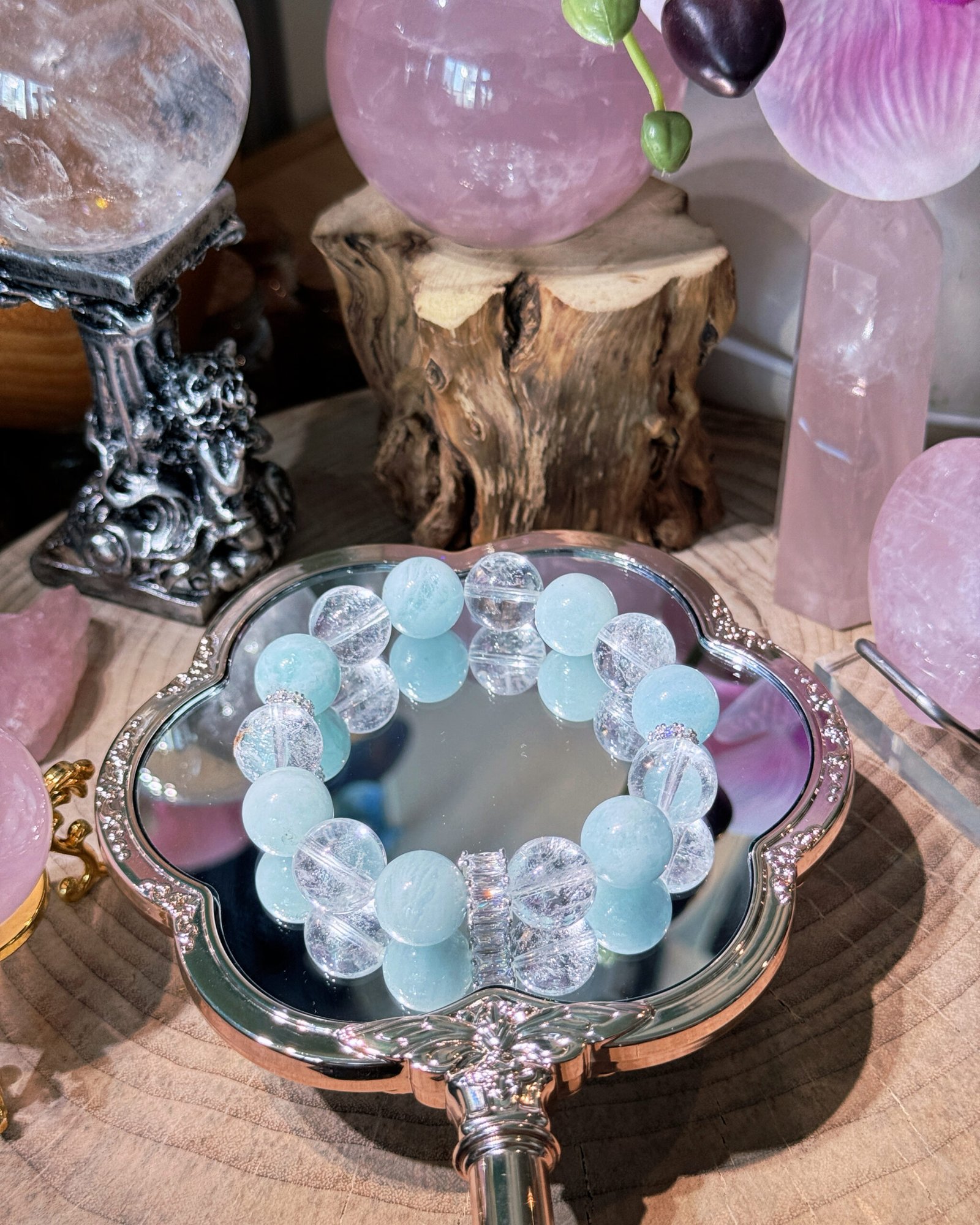 {"ARInfo":{"IsUseAR":false},"Version":"1.0.0","MakeupInfo":{"IsUseMakeup":false},"FaceliftInfo":{"IsChangeEyeLift":false,"IsChangeFacelift":false,"IsChangePostureLift":false,"IsChangeNose":false,"IsChangeFaceChin":false,"IsChangeMouth":false,"IsChangeThinFace":false},"BeautyInfo":{"SwitchMedicatedAcne":false,"IsAIBeauty":false,"IsBrightEyes":false,"IsSharpen":false,"IsOldBeauty":false,"IsReduceBlackEyes":false},"HandlerInfo":{"AppName":2},"FilterInfo":{"IsUseFilter":false}}